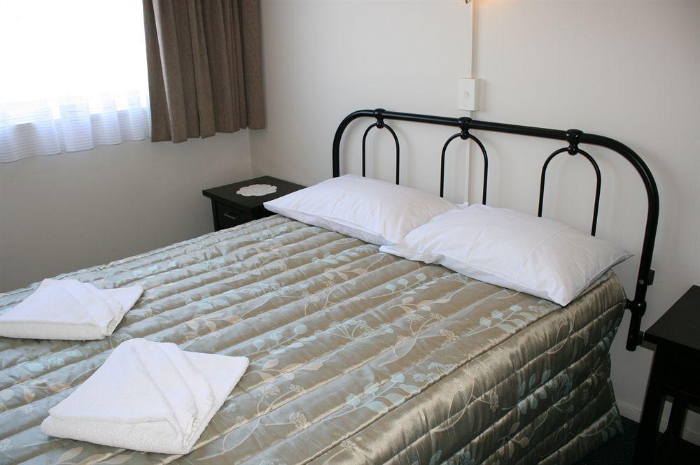 88 Wallace Court Motel เวลลิงตัน ภายนอก รูปภาพ